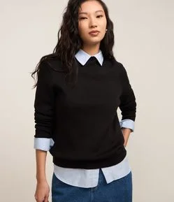 Blusa em Tricô com Golinha Alta