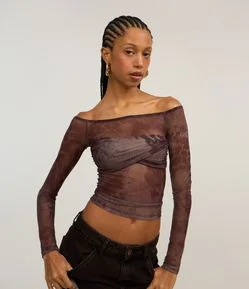 Blusa em Tule Animal Print e Detalhe Torcido