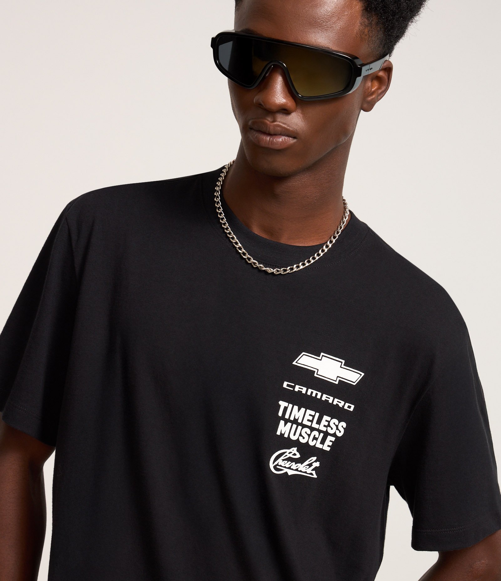 Camiseta Comfort em Algodão com Estampa de Camaro Preto 5