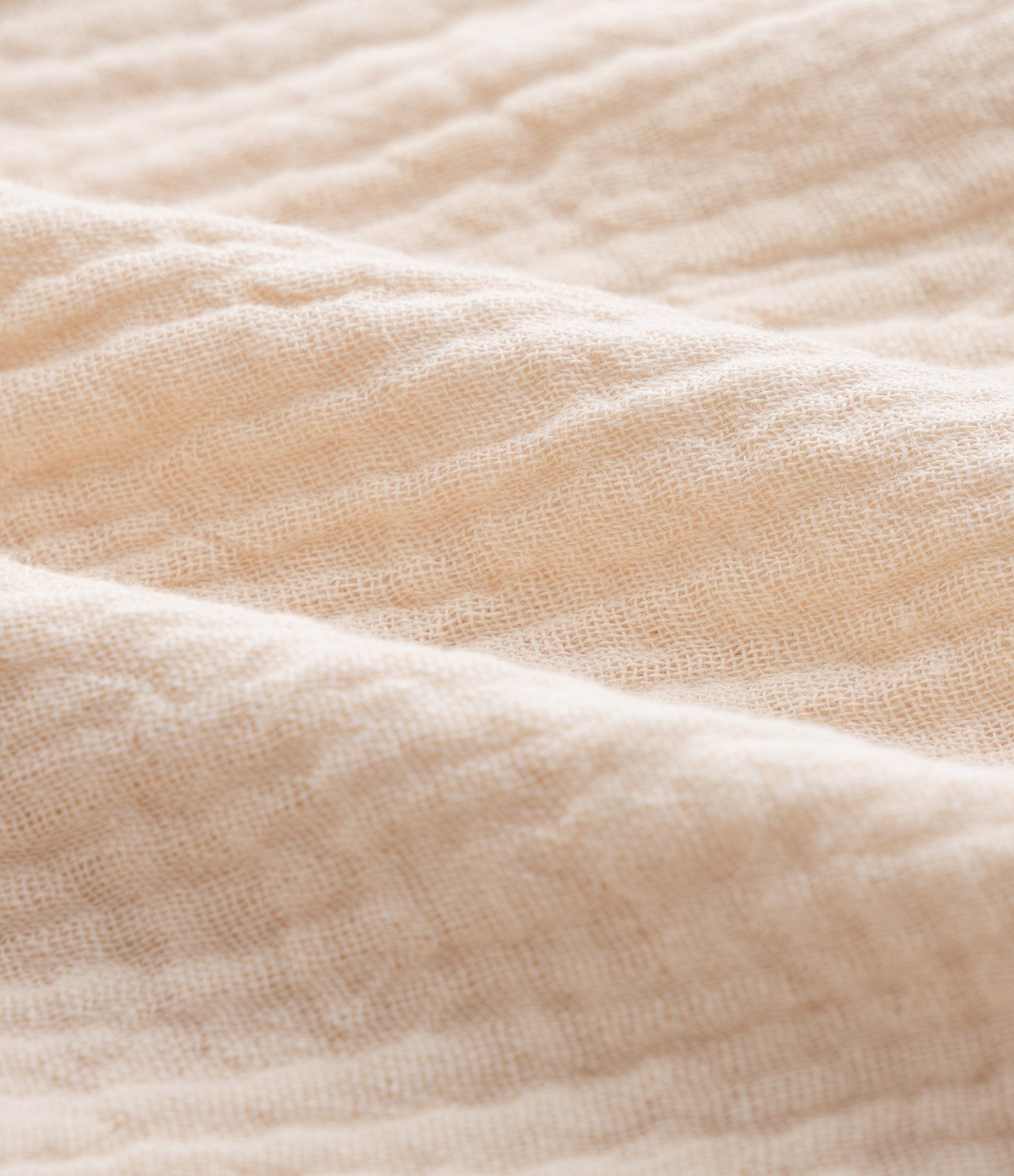 Jardineira Infantil Texturizada com Bordado Urso - Tam 3 a 18 meses Bege 4