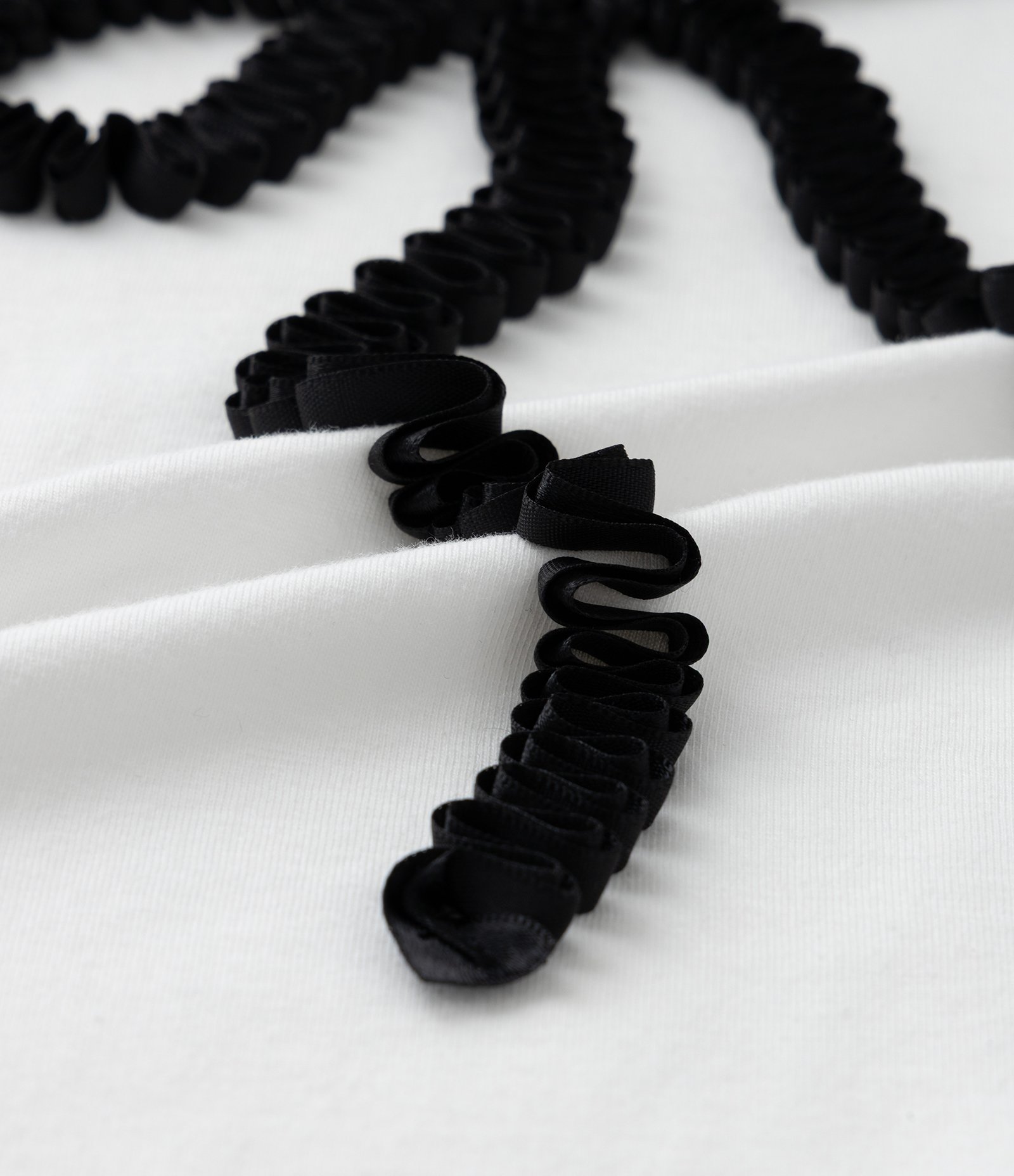 Camiseta em Algodão com Aplicação de Laço Curve & Plus Size Branco 6