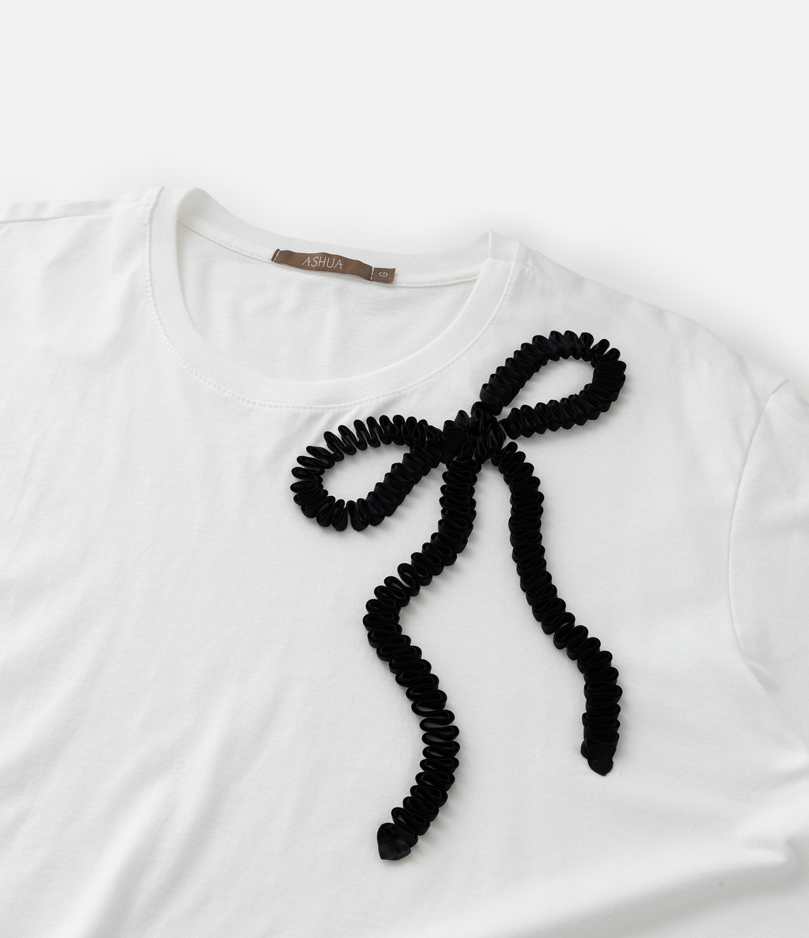 Camiseta em Algodão com Aplicação de Laço Curve & Plus Size Branco 7