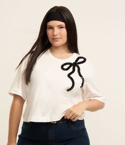 Camiseta em Algodão com Aplicação de Laço Curve & Plus Size