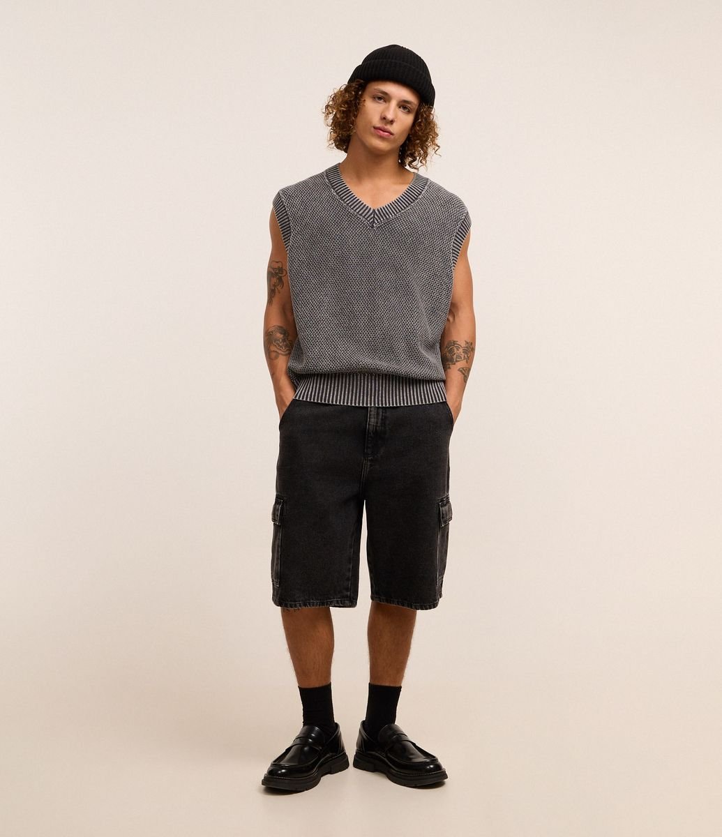 Bermuda Baggy Cargo em Jeans Preto
