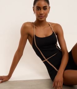 Macaquinho Esportivo em Microfibra com Linhas Contrastantes