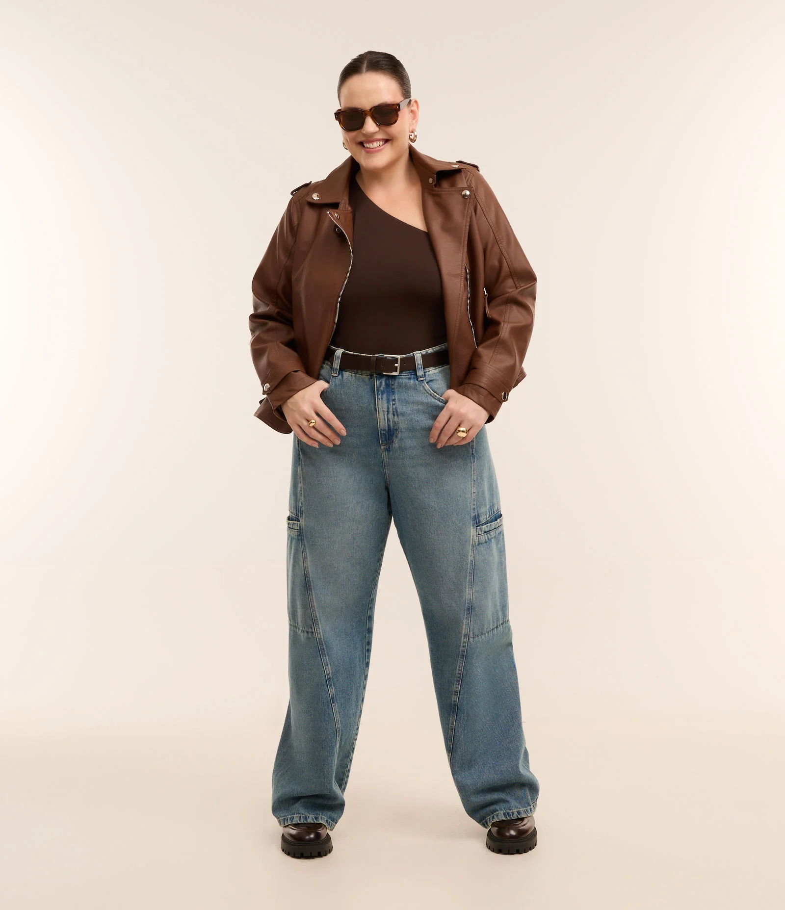 Calça Wide Leg Jeans com Bolsos Cargo Curve & Plus Size Azul 1