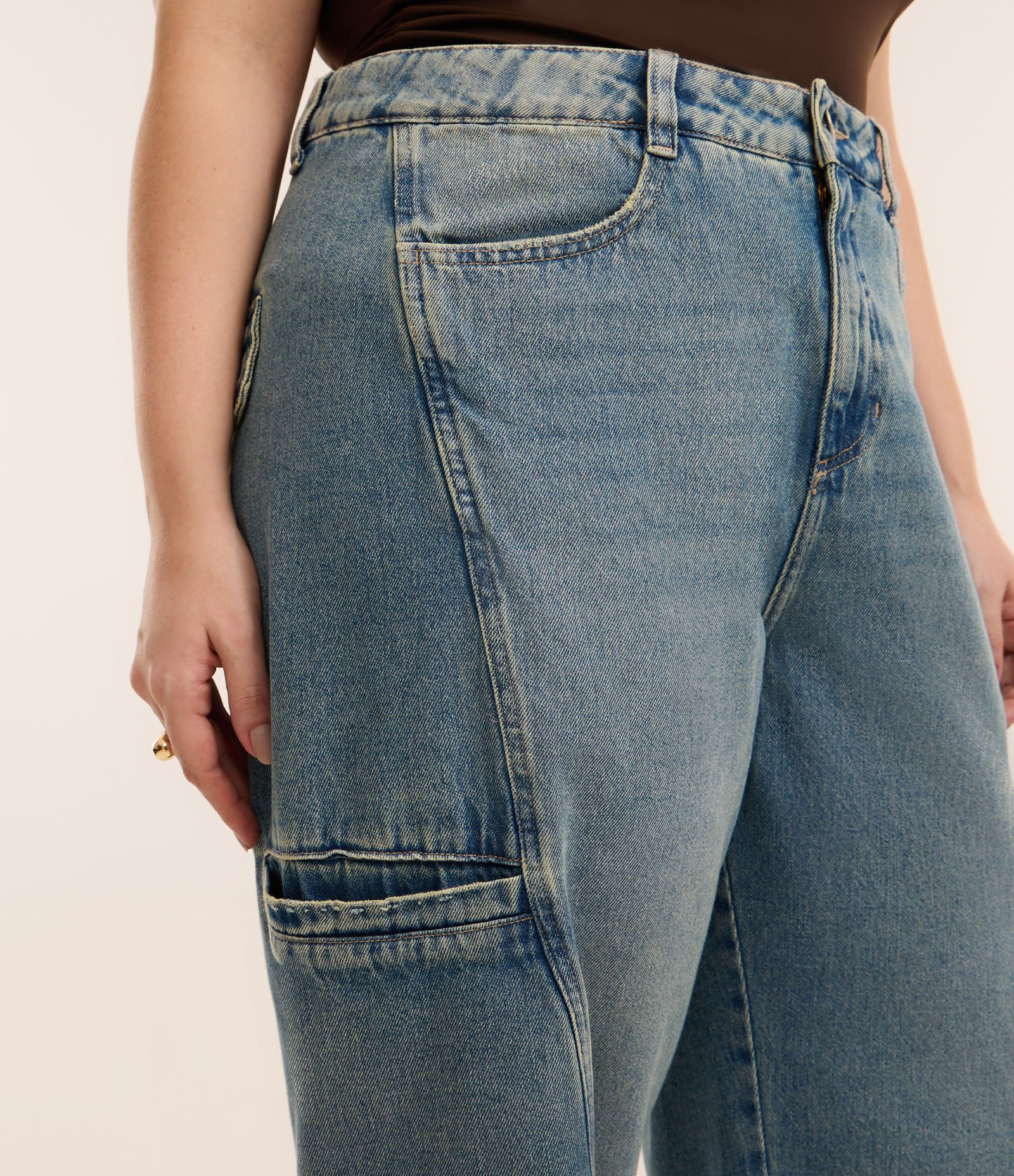 Calça Wide Leg Jeans com Bolsos Cargo Curve & Plus Size Azul 5