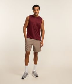 Bermuda Esportiva com Laser Cut e Bolsos com Zíper