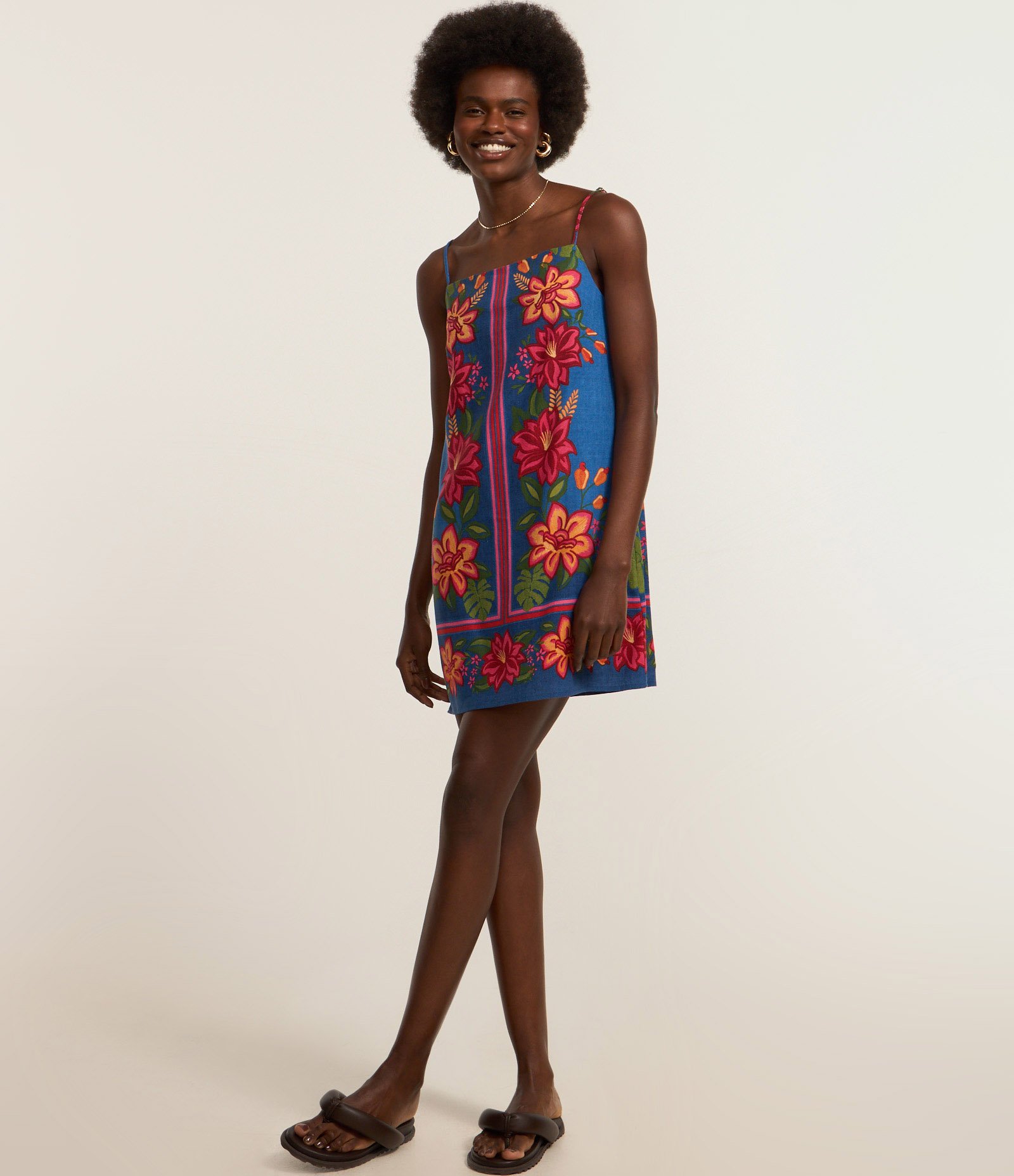 Vestido Evasê Curto em Viscose e Linho com Estampa Floral Azul 2