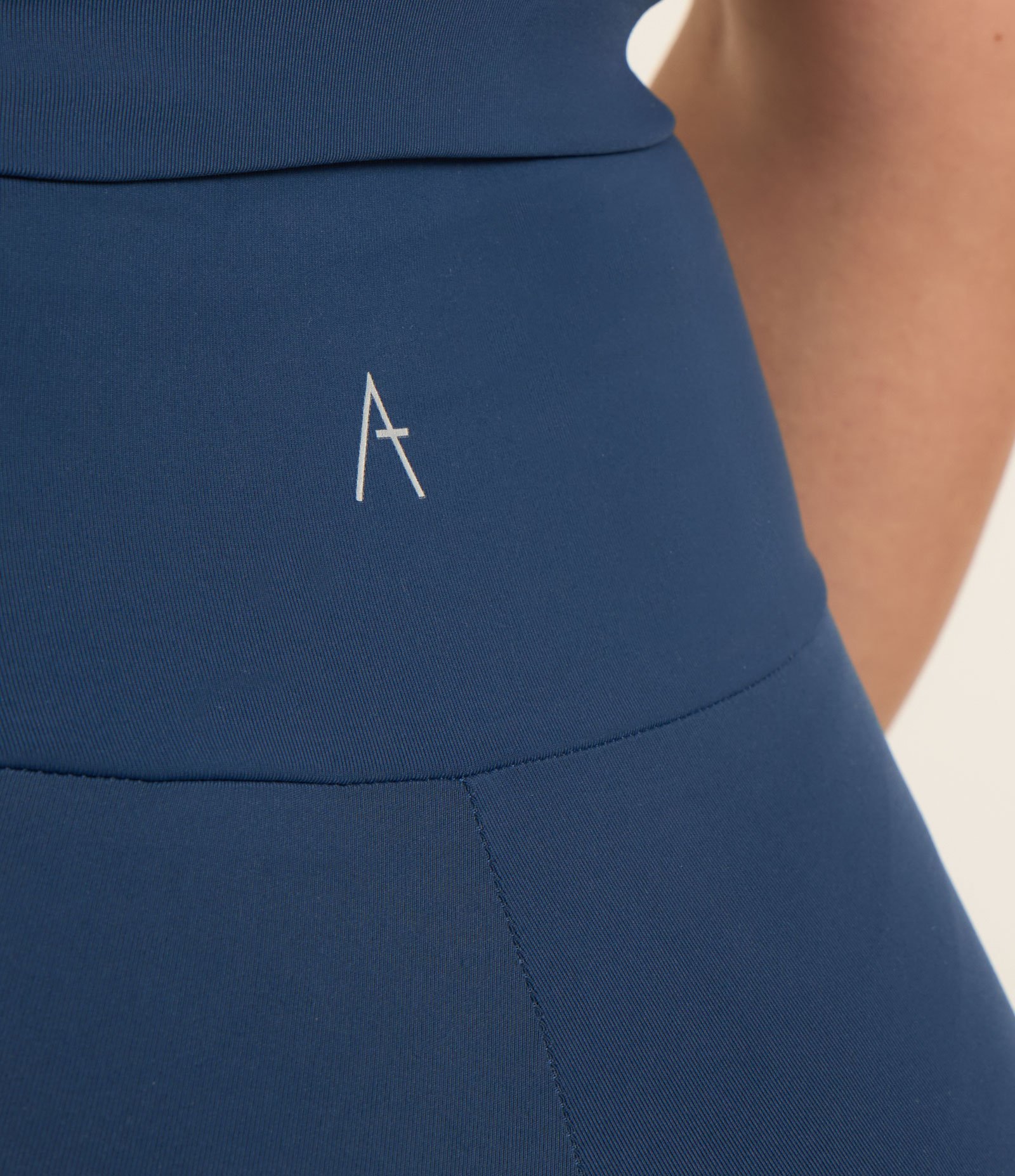 Legging Esportiva Tecnologia Dry Cós Alto Curve e Plus Size Azul 4