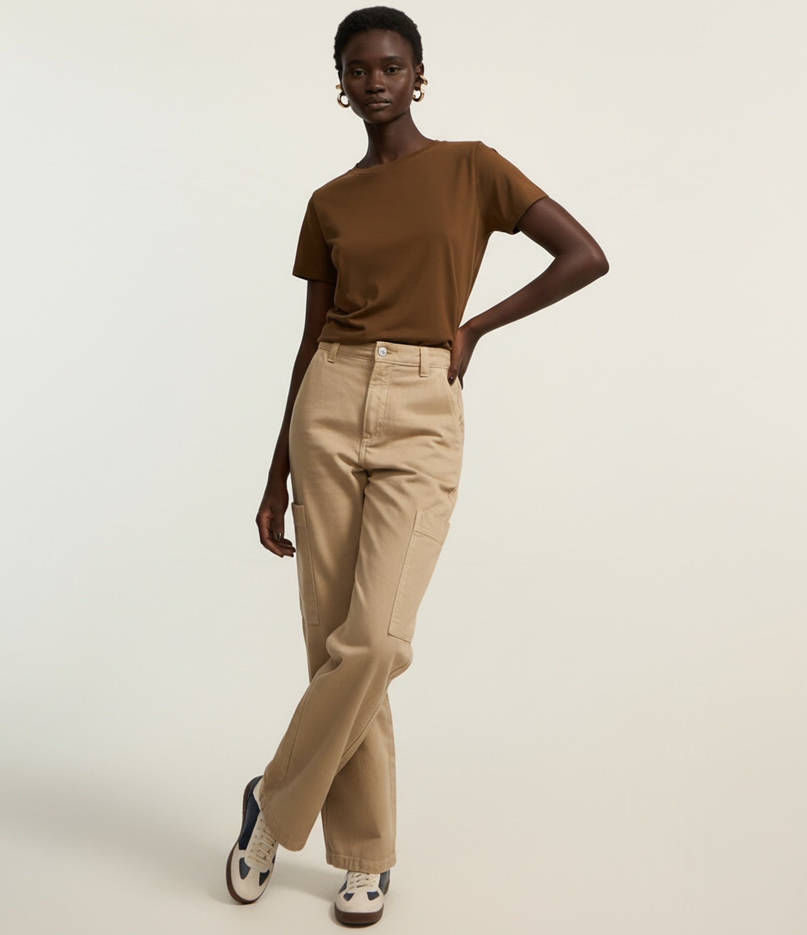 Camiseta Básica em Algodão com Manga Curta Marrom 3