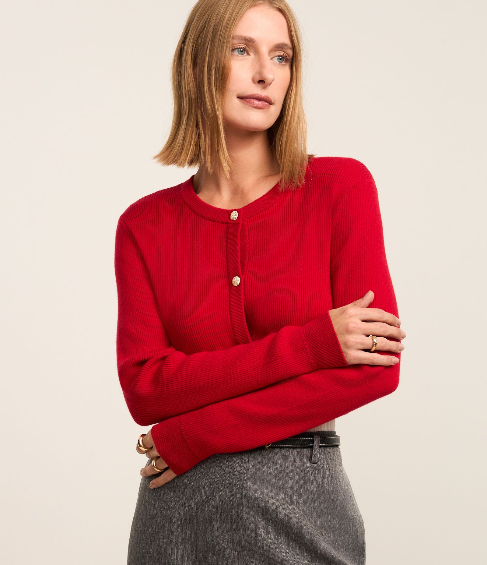 Cardigan Básico em Tricô Canelado com Botões Metalizados Vermelho 1