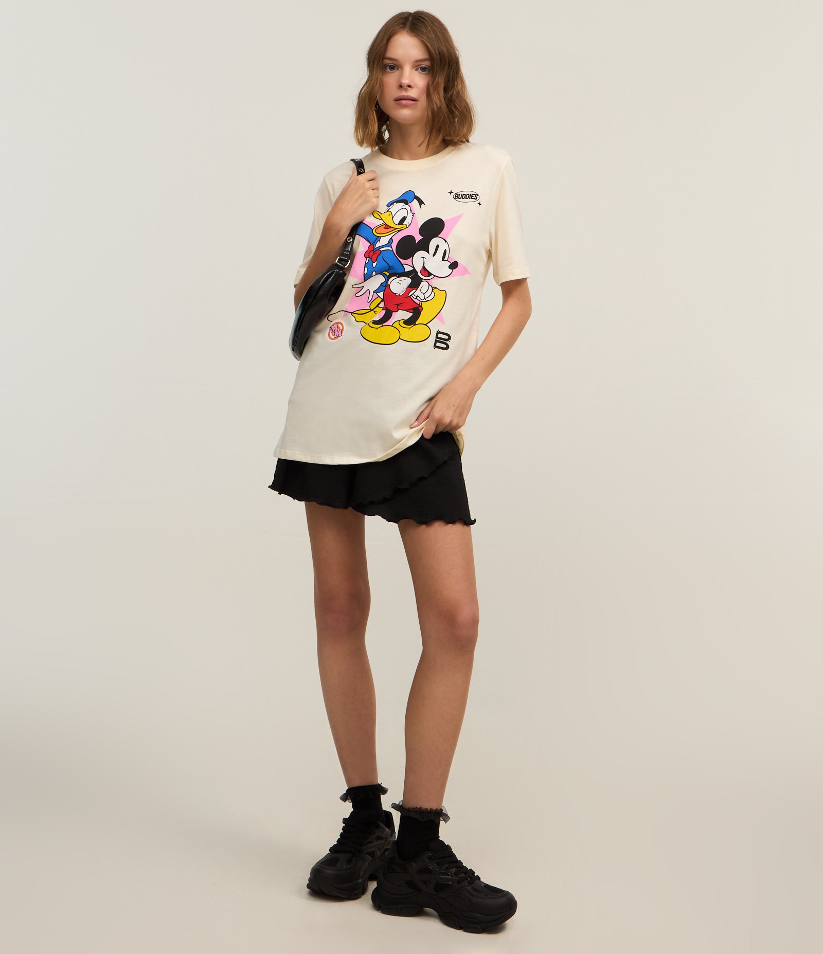 Camiseta Alongada em Algodão Estampa Mickey e Donald Off White 2