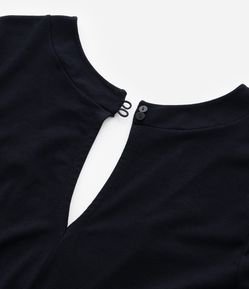 Macacão em Viscose com Decote Transpassado Curve & Plus Size