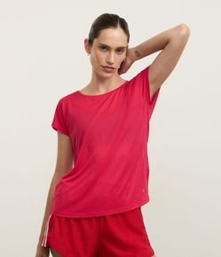 Camiseta Esportiva em Microfibra com Decote Redondo