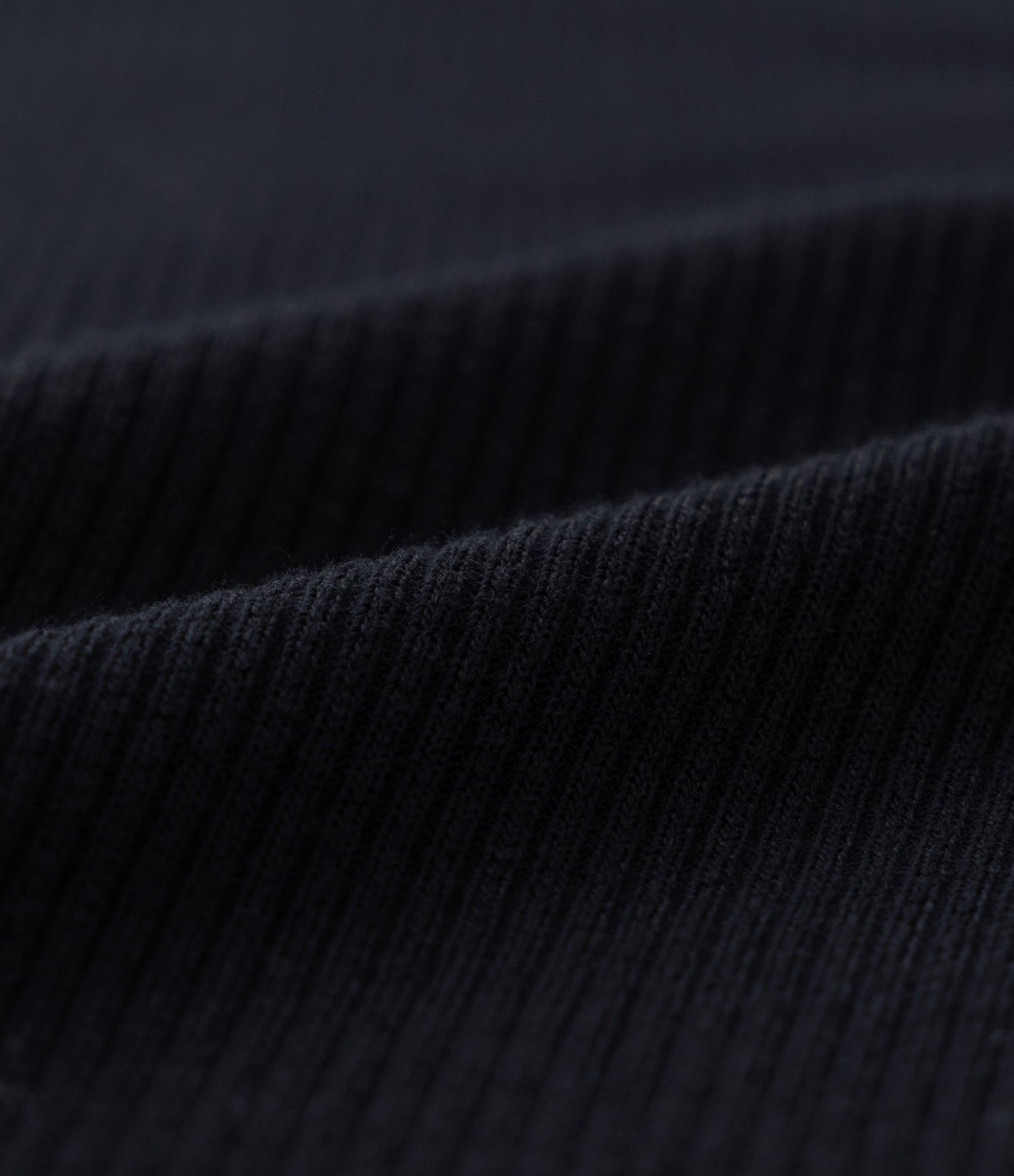 Saia Midi em Ribana com Fenda Lateral Curve & Plus Size Preto 7