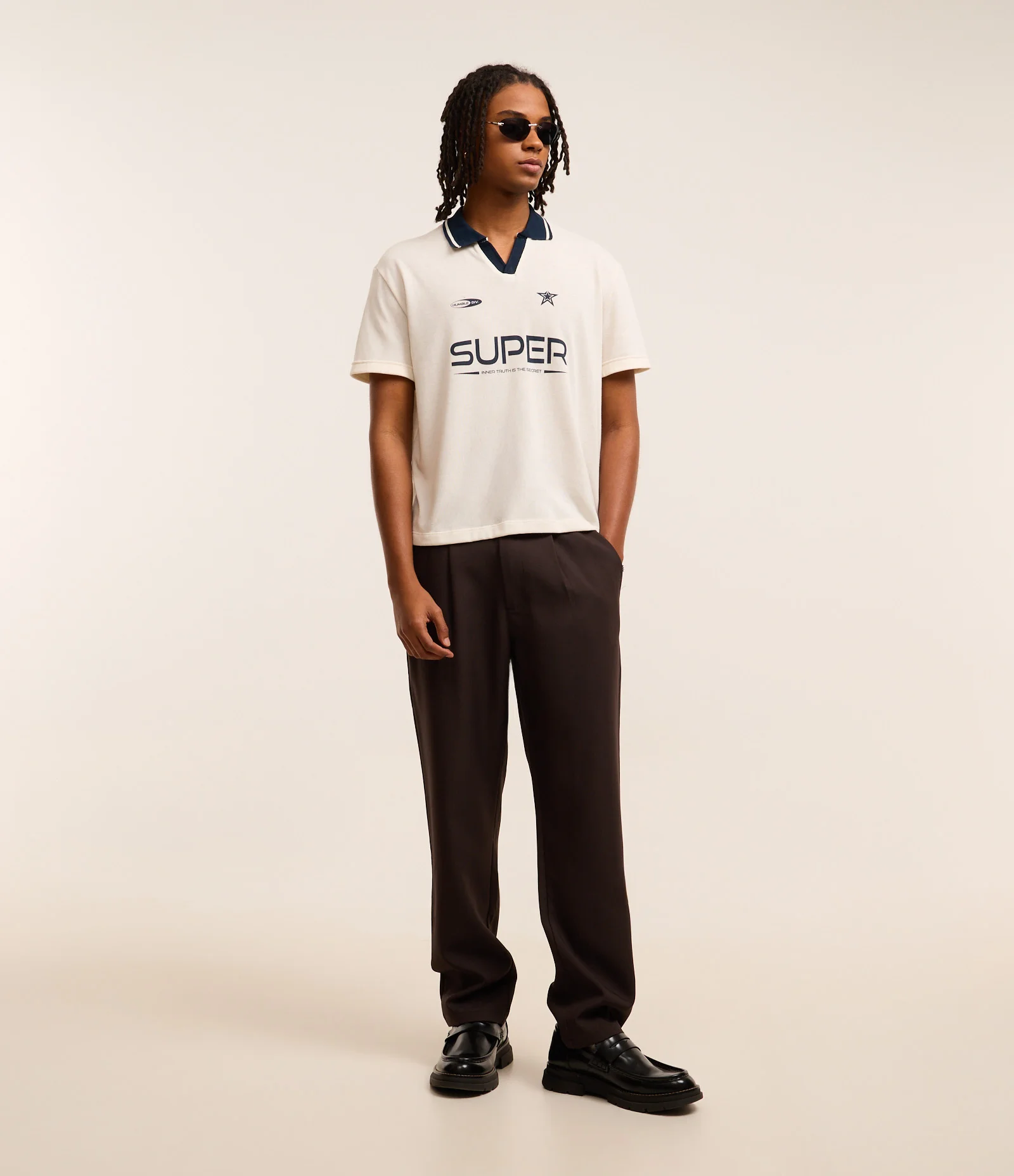 Camisa Polo Sportcore em Algodão com Estampa Lettering Bege 2