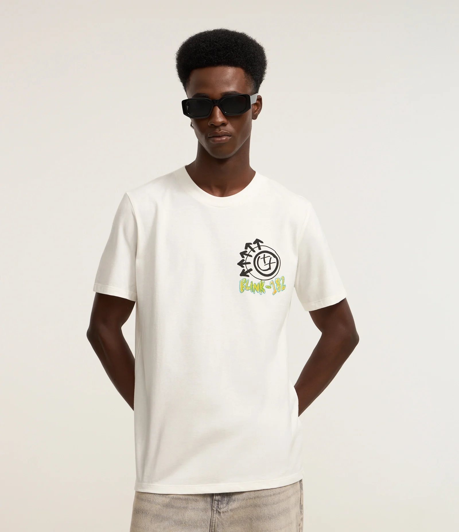 Camiseta Regular em Algodão com Estampa Blink 182 Branco 1