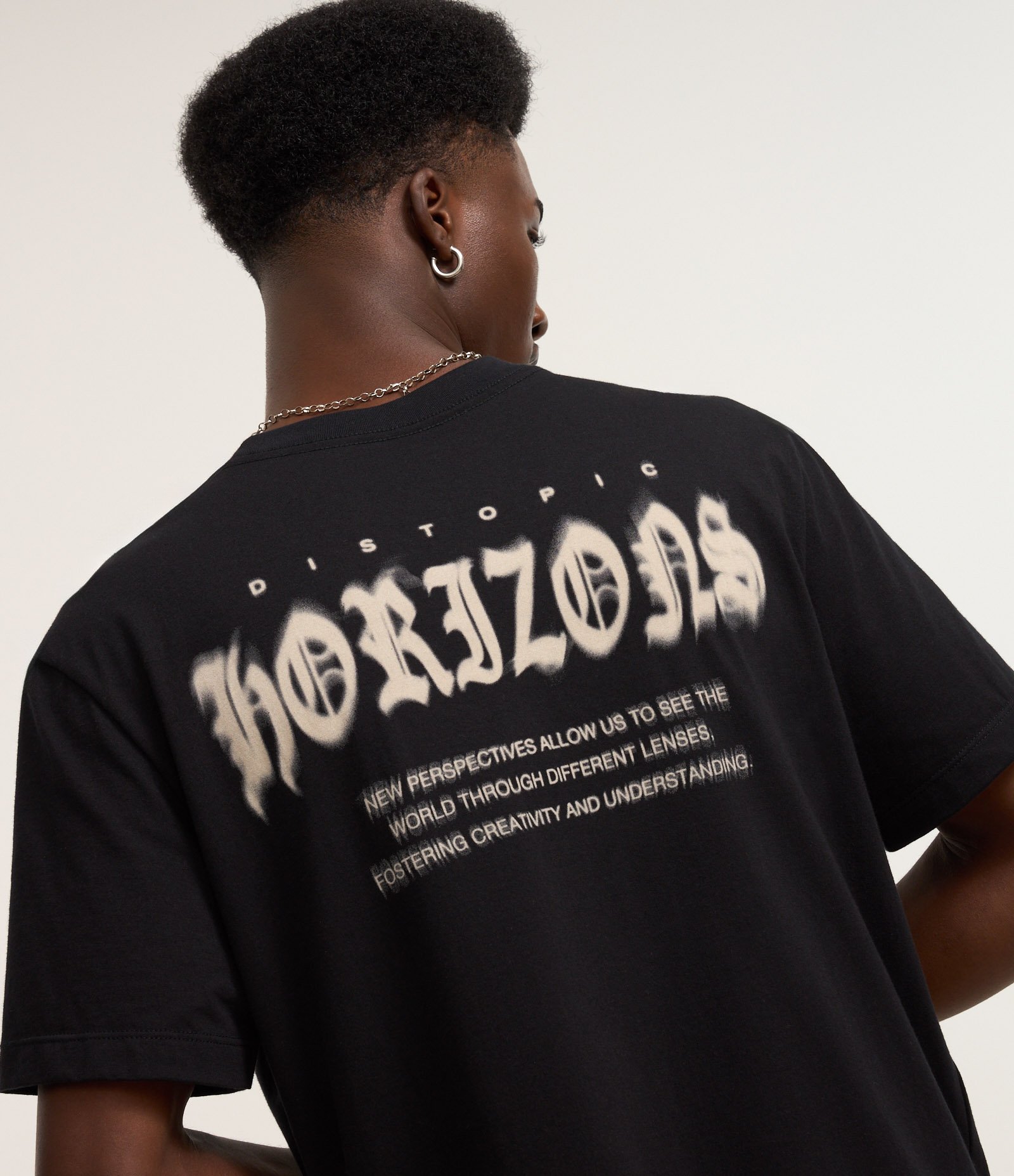 Camiseta Comfort em Algodão com Estampa Lettering Cinza 3