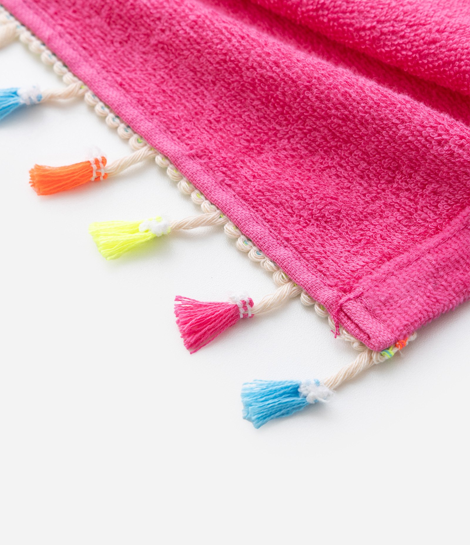 Poncho Infantil Atoalhado com Mini Tasseis - Tam Único Rosa 4