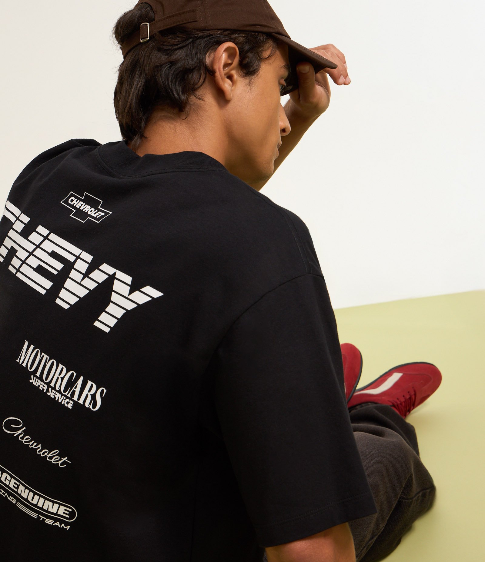 Camiseta Boxy em Malhão com Estampa Chevrolet Preto 4