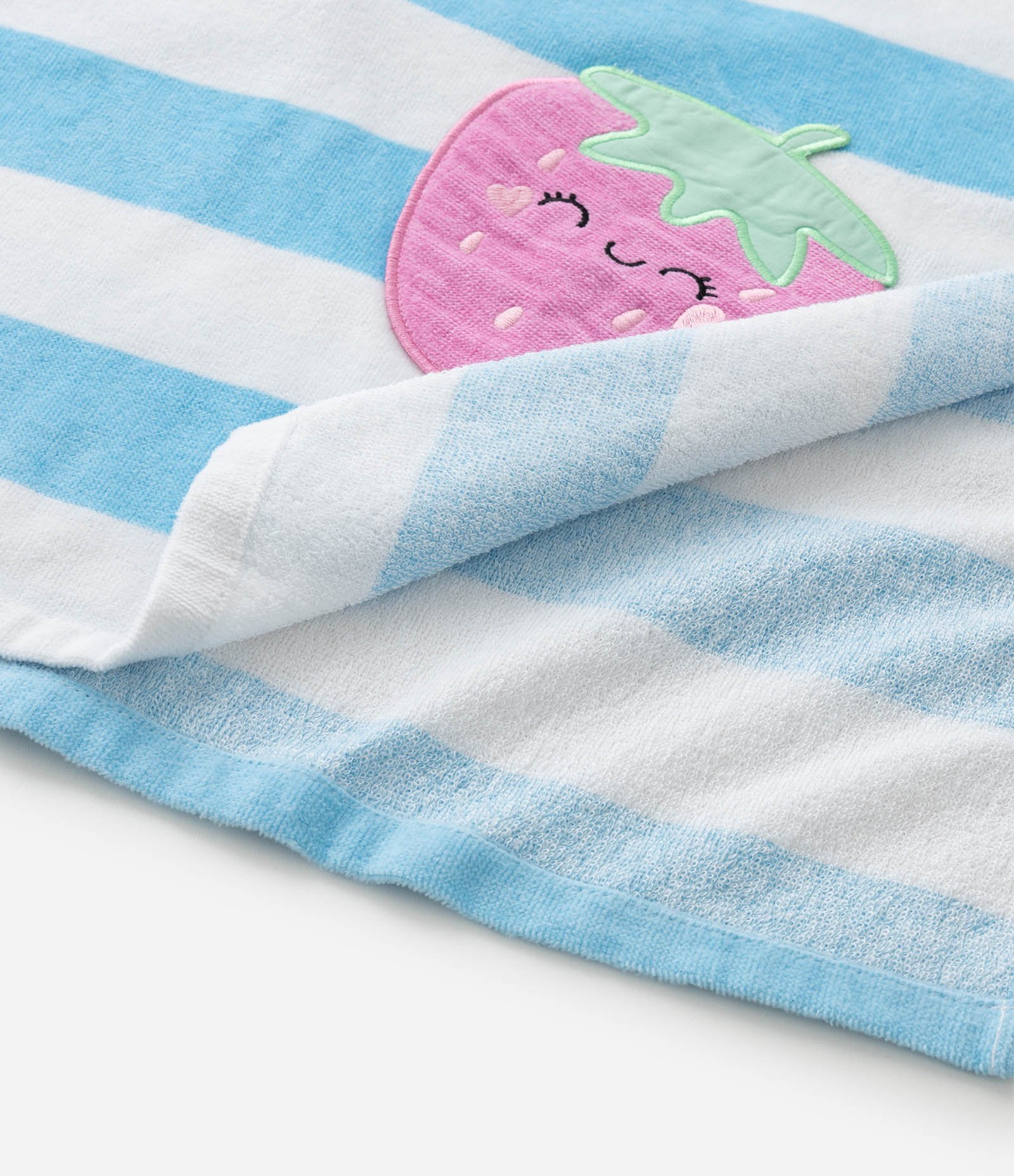 Poncho Infantil Atoalhado com Bolsos Morango - Tam Único Azul/Branco 6