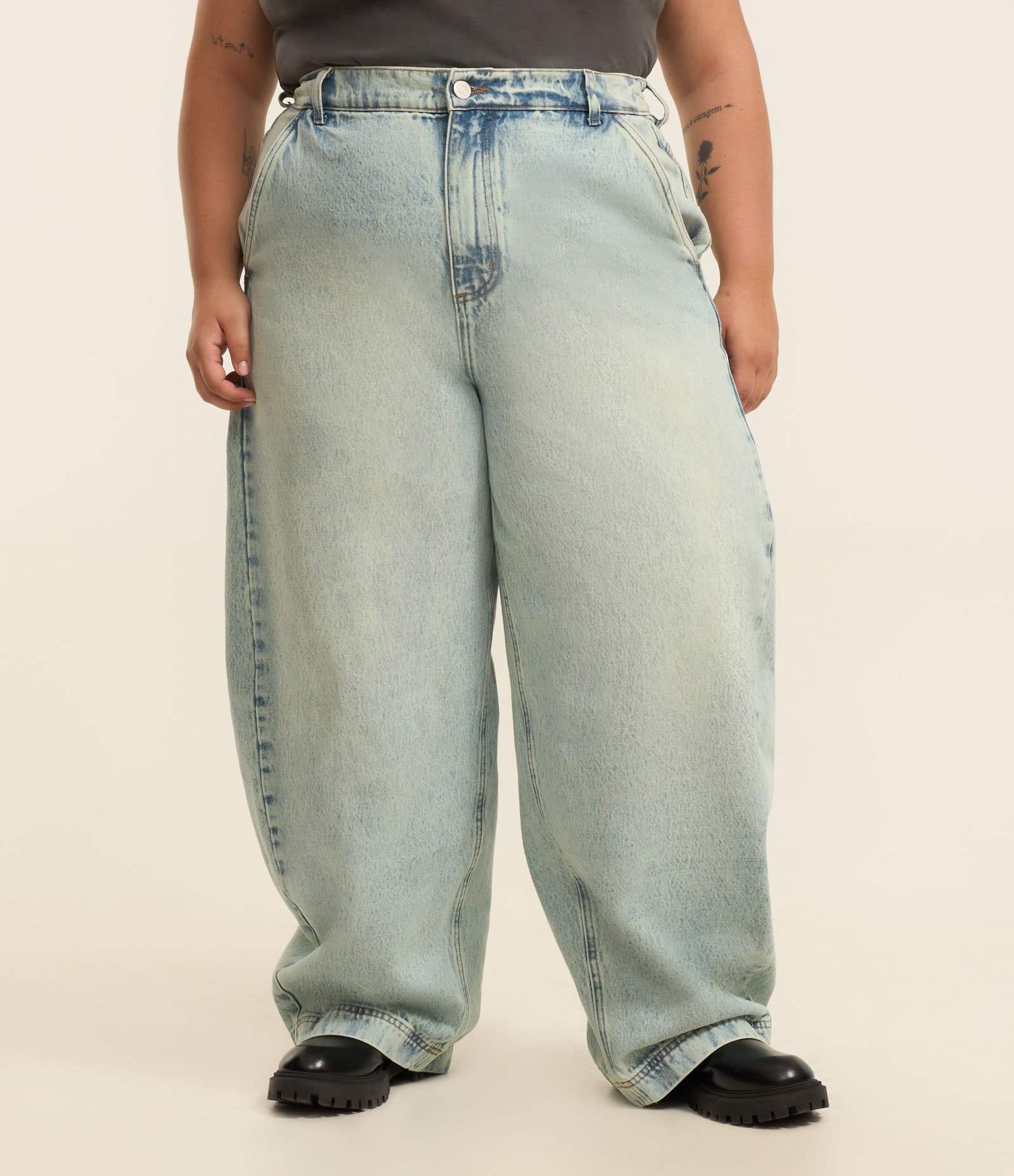 Calça Barrel em Jeans Dirty Curve & Plus Size Azul 2