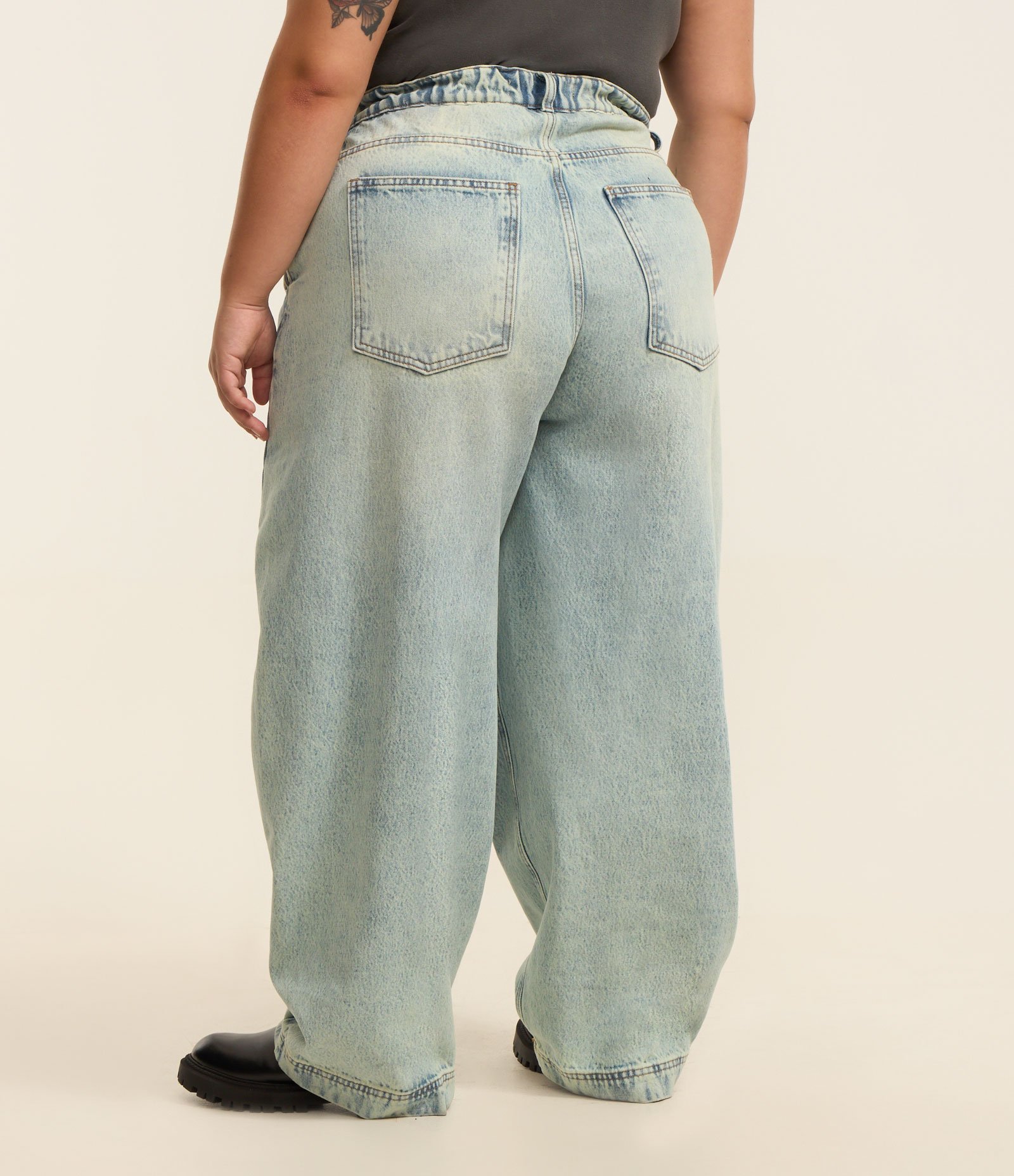 Calça Barrel em Jeans Dirty Curve & Plus Size Azul 3