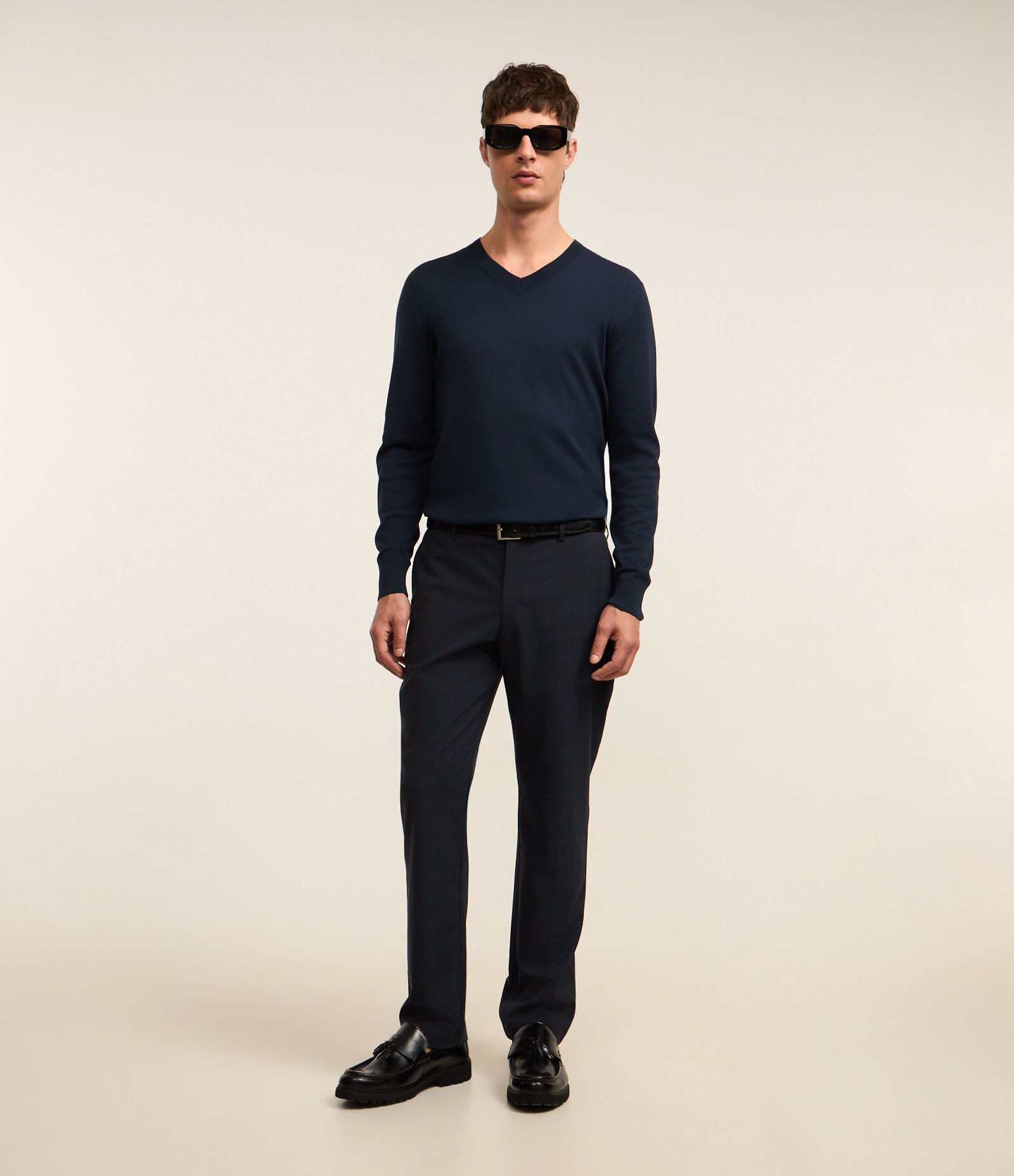 Calça Slim em Alfaiataria com Estampa Xadrez em Fio Tinto Preto 1