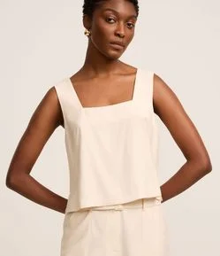 Blusa em Viscose com Decote Quadrado