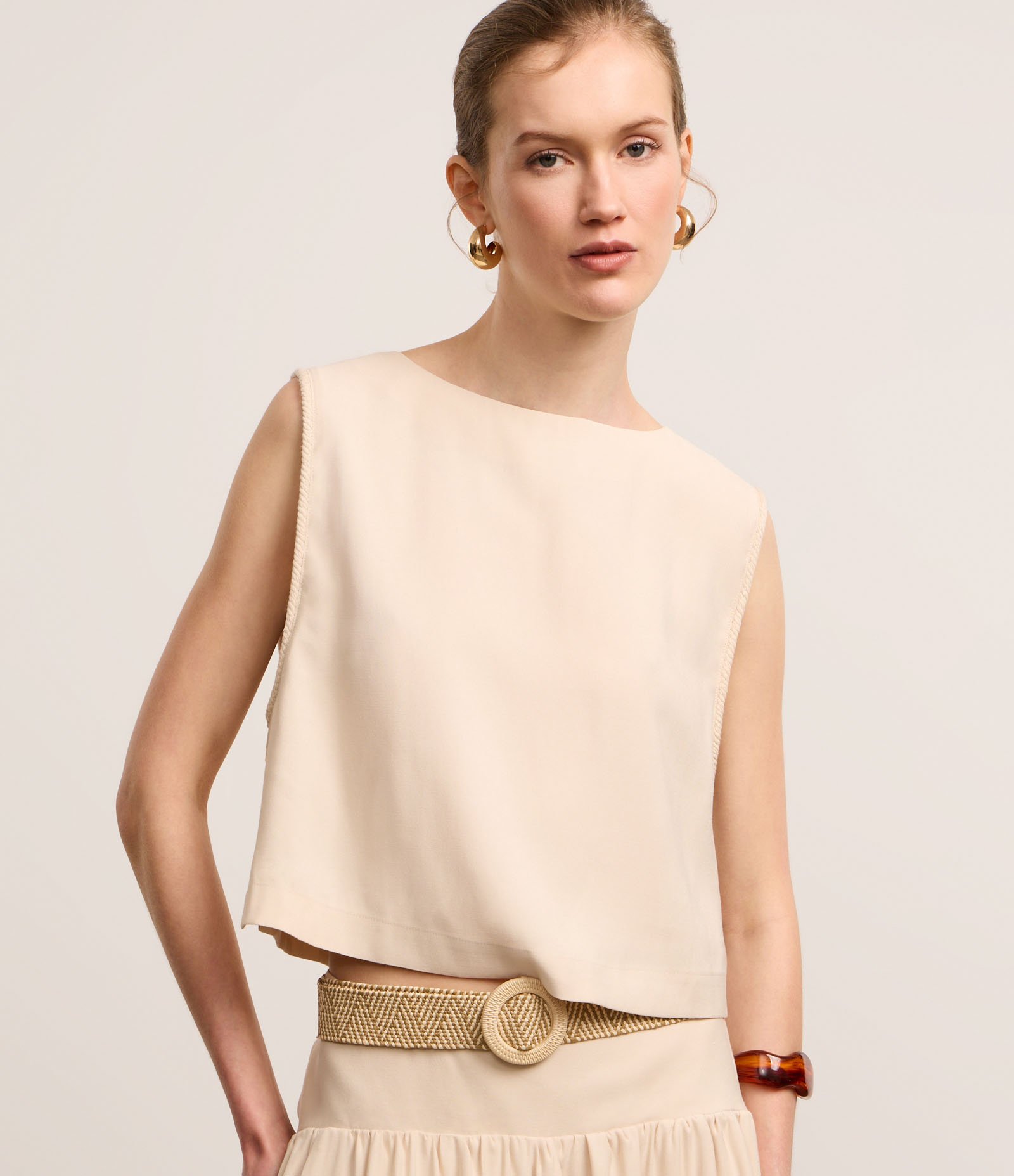 Blusa Boho em Viscose com Costura Aparente e Forro na Cava Bege 1