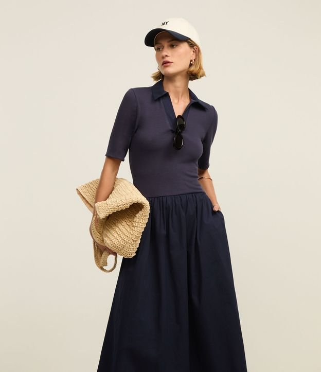 Vestido Godê Midi em Ribana e Tricolne com Gola Polo