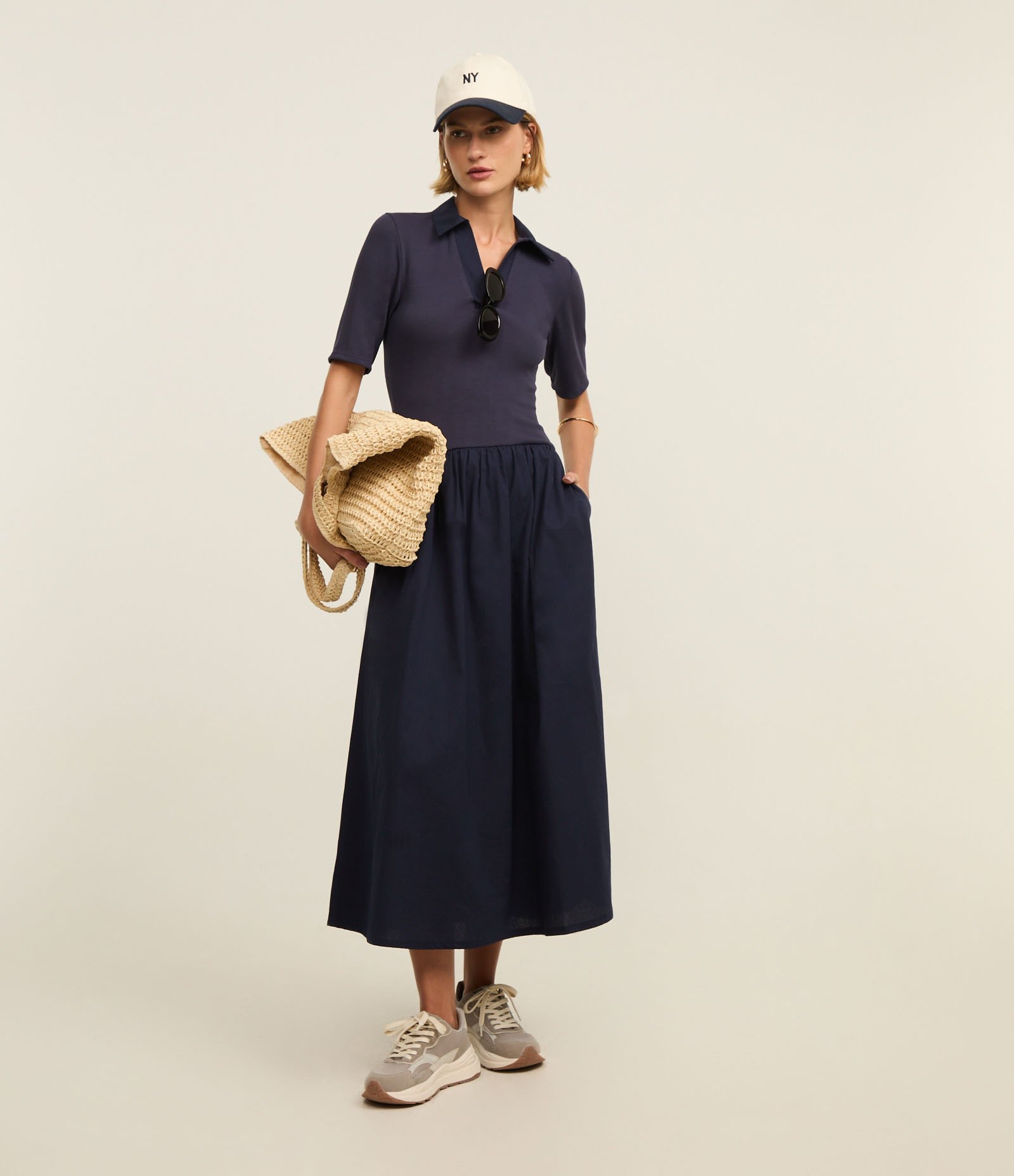 Vestido Godê Midi em Ribana e Tricolne com Gola Polo Azul 1