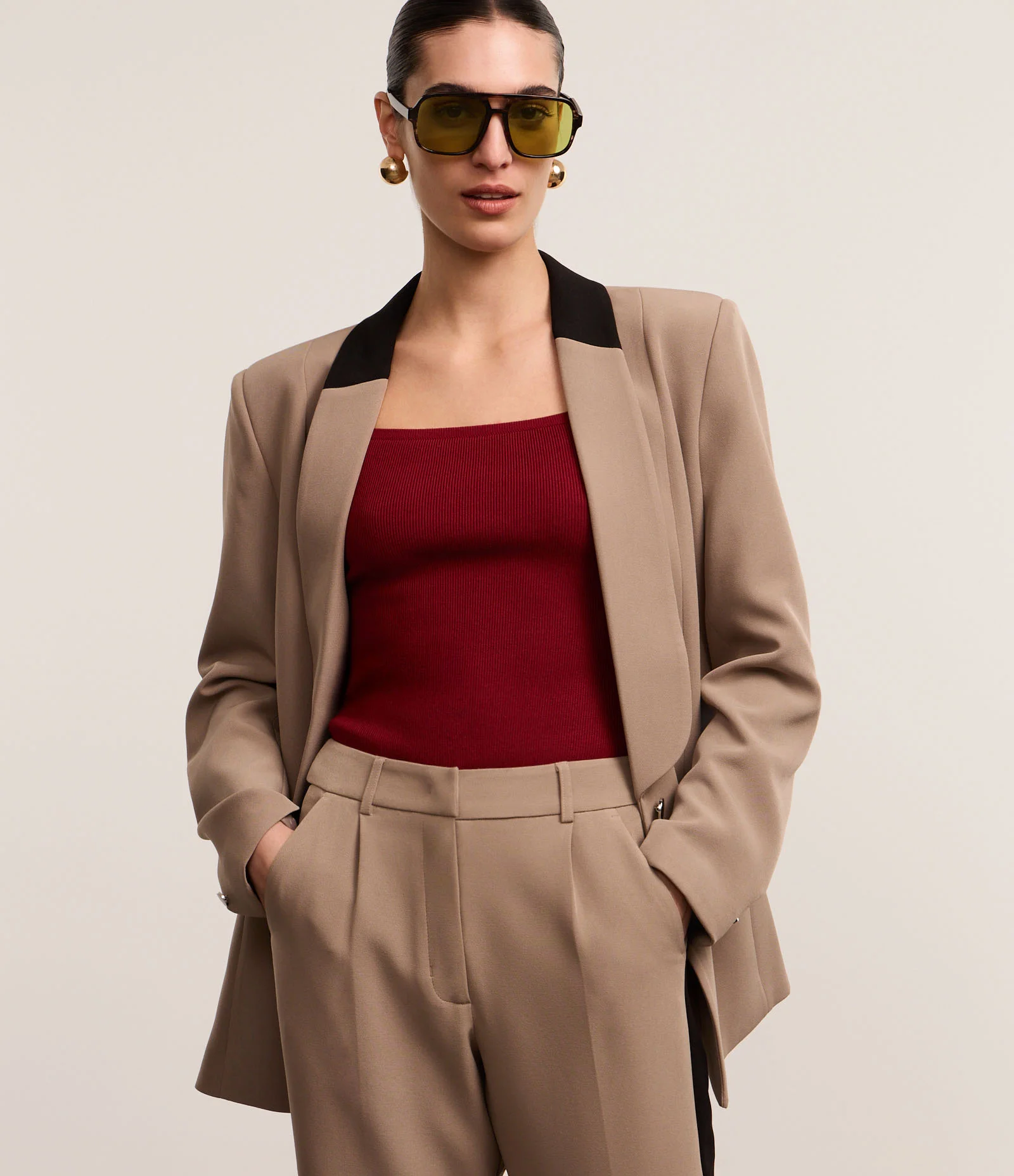 Blazer Alfaiatado com Gola Smoking Contrastante Marrom 3