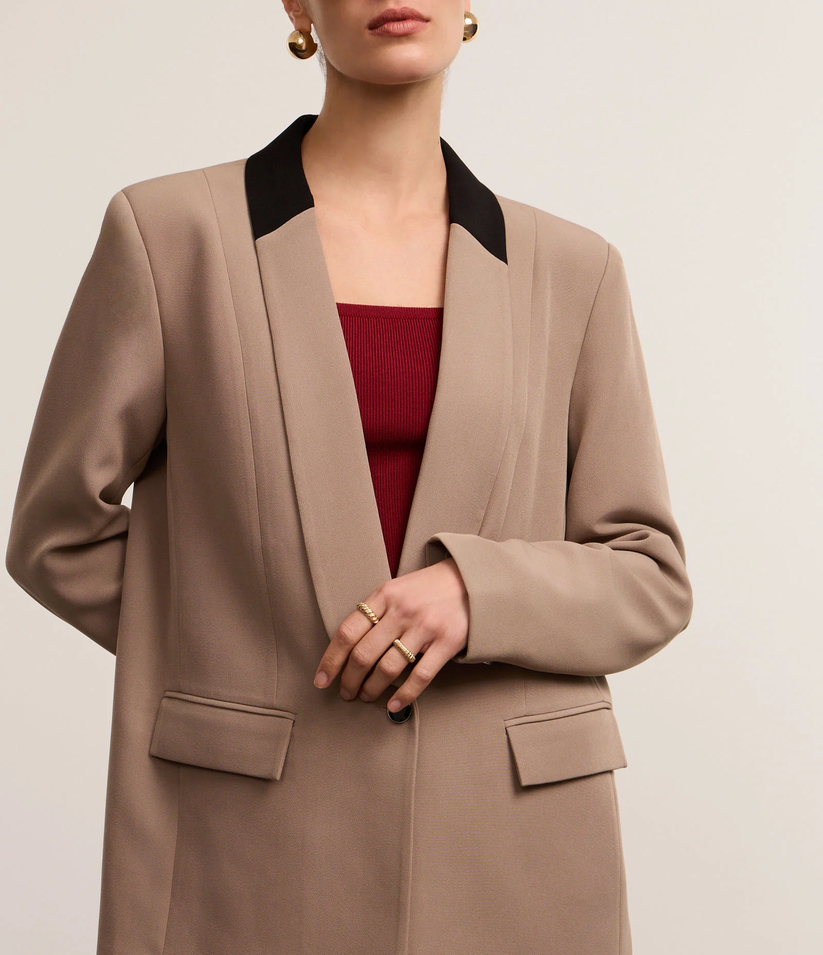 Blazer Alfaiatado com Gola Smoking Contrastante Marrom 5