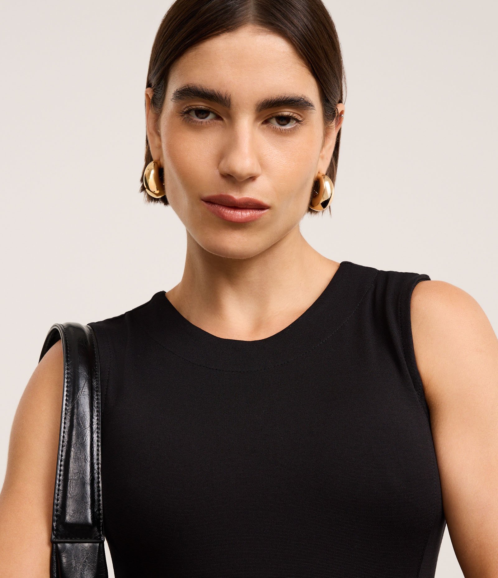 Vestido Evasê Midi em Ponto Roma com Gola Redonda Preto 5