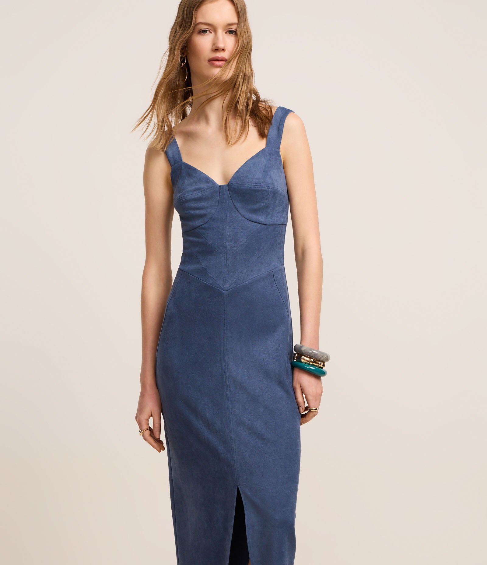 Vestido Boho New Midi em Suede com Fenda na Barra Azul 2