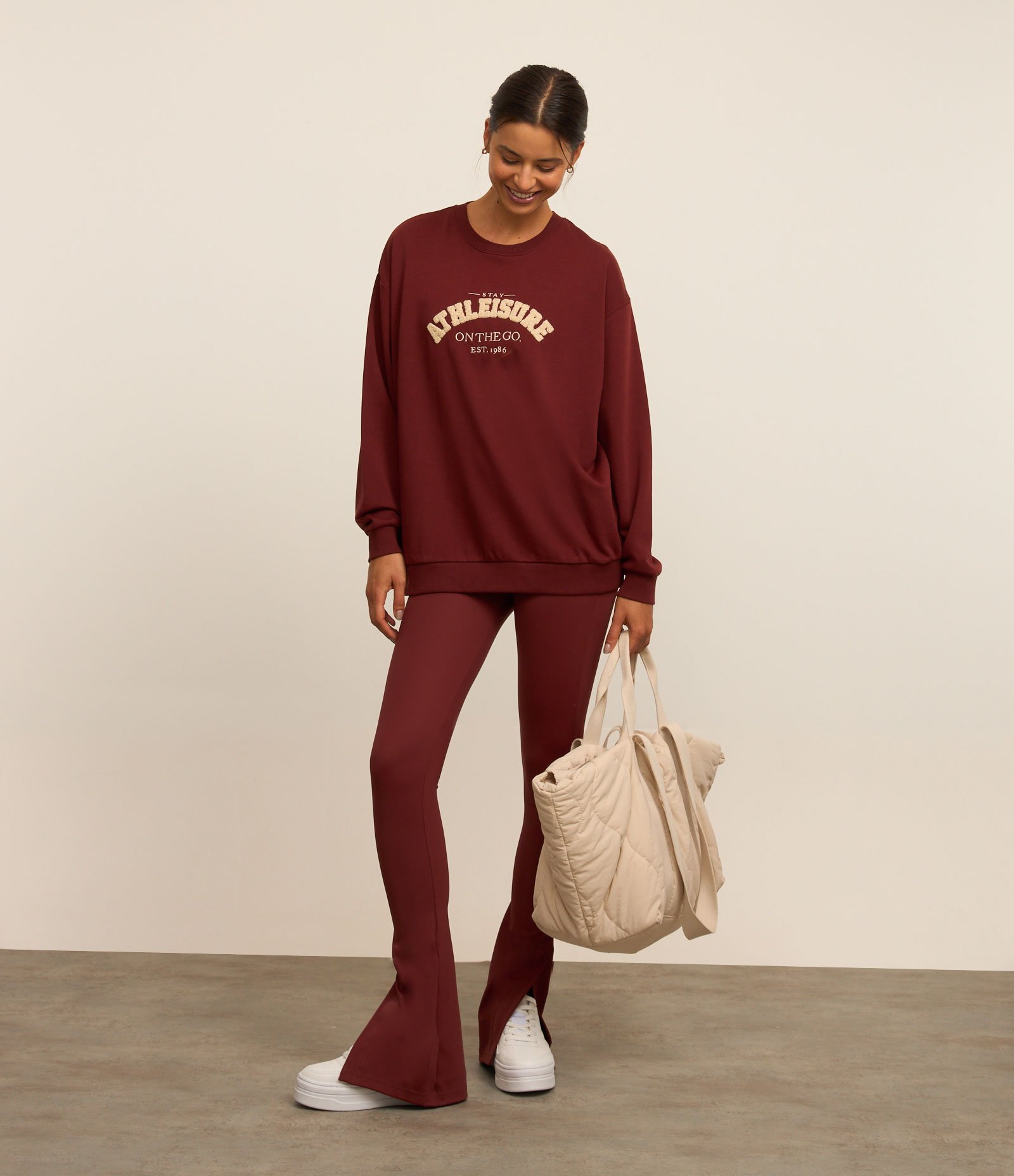 Calça Legging Flare Esportiva em Microfibra com Fenda Lateral 1