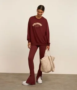 Calça Legging Flare Esportiva em Microfibra com Fenda Lateral