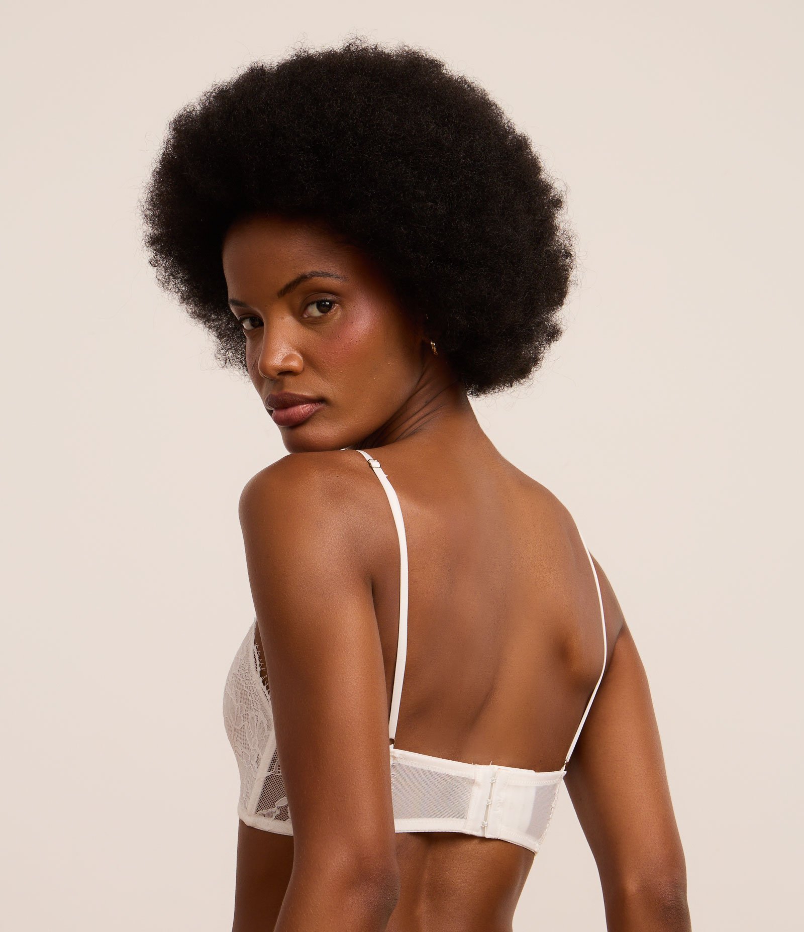 Sutiã Top Sem Bojo Sem Aro em Renda Floral Branco 4