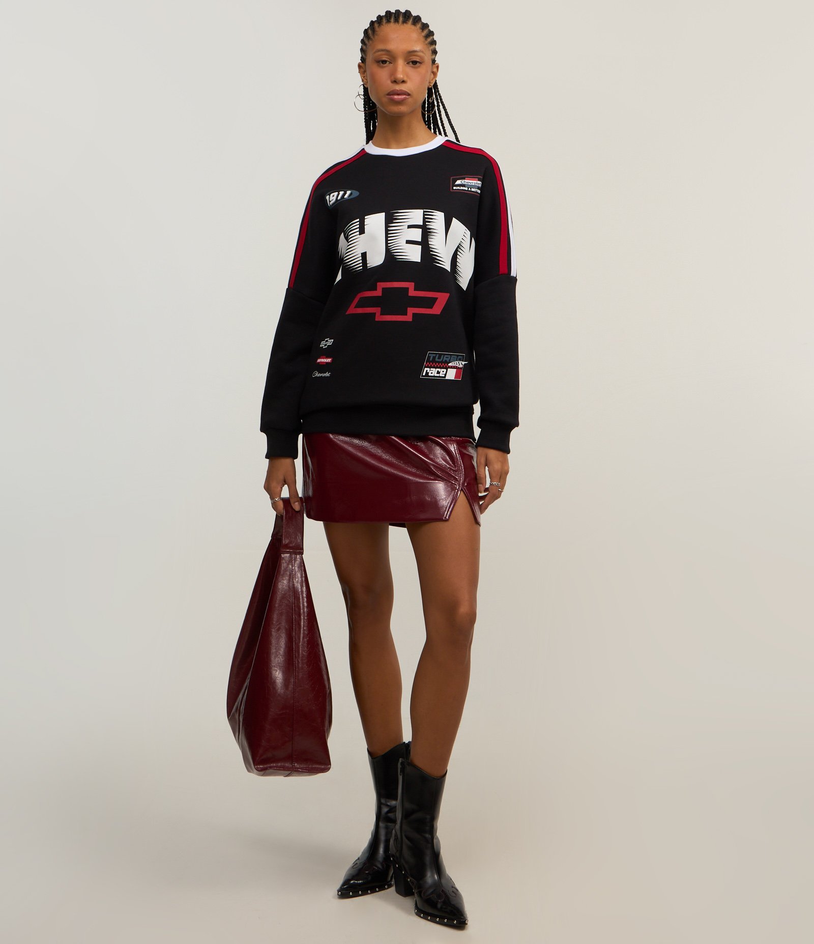 Casaco em Moletom com Viés Contrastante e Estampa Chevrolet Preto 5