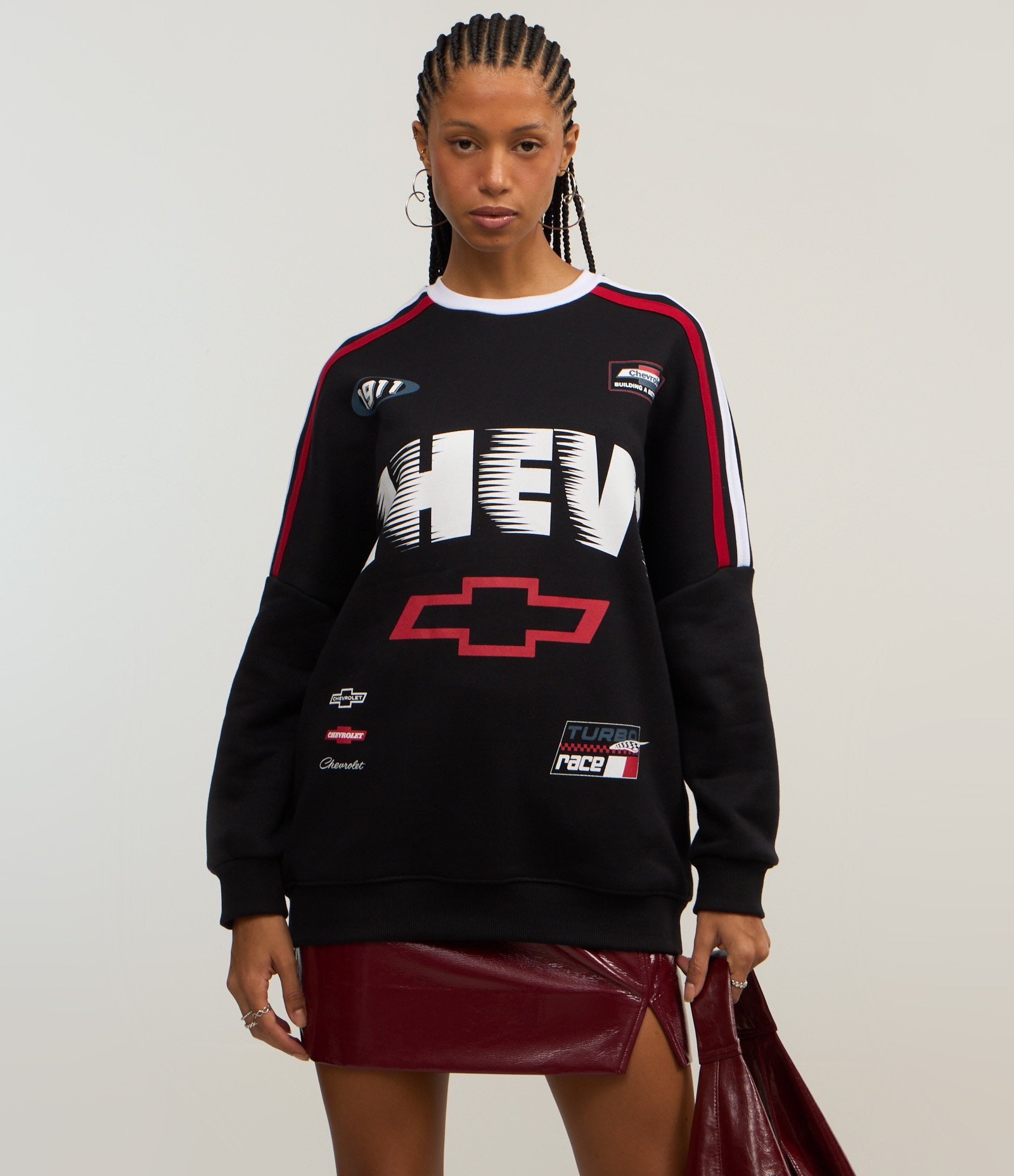 Casaco em Moletom com Viés Contrastante e Estampa Chevrolet Preto 6