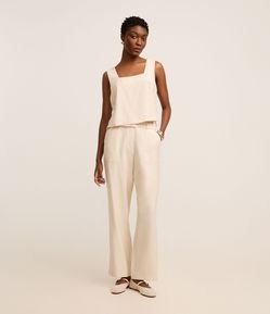 Calça Reta Cintura Alta em Viscose com Cinto Afivelado