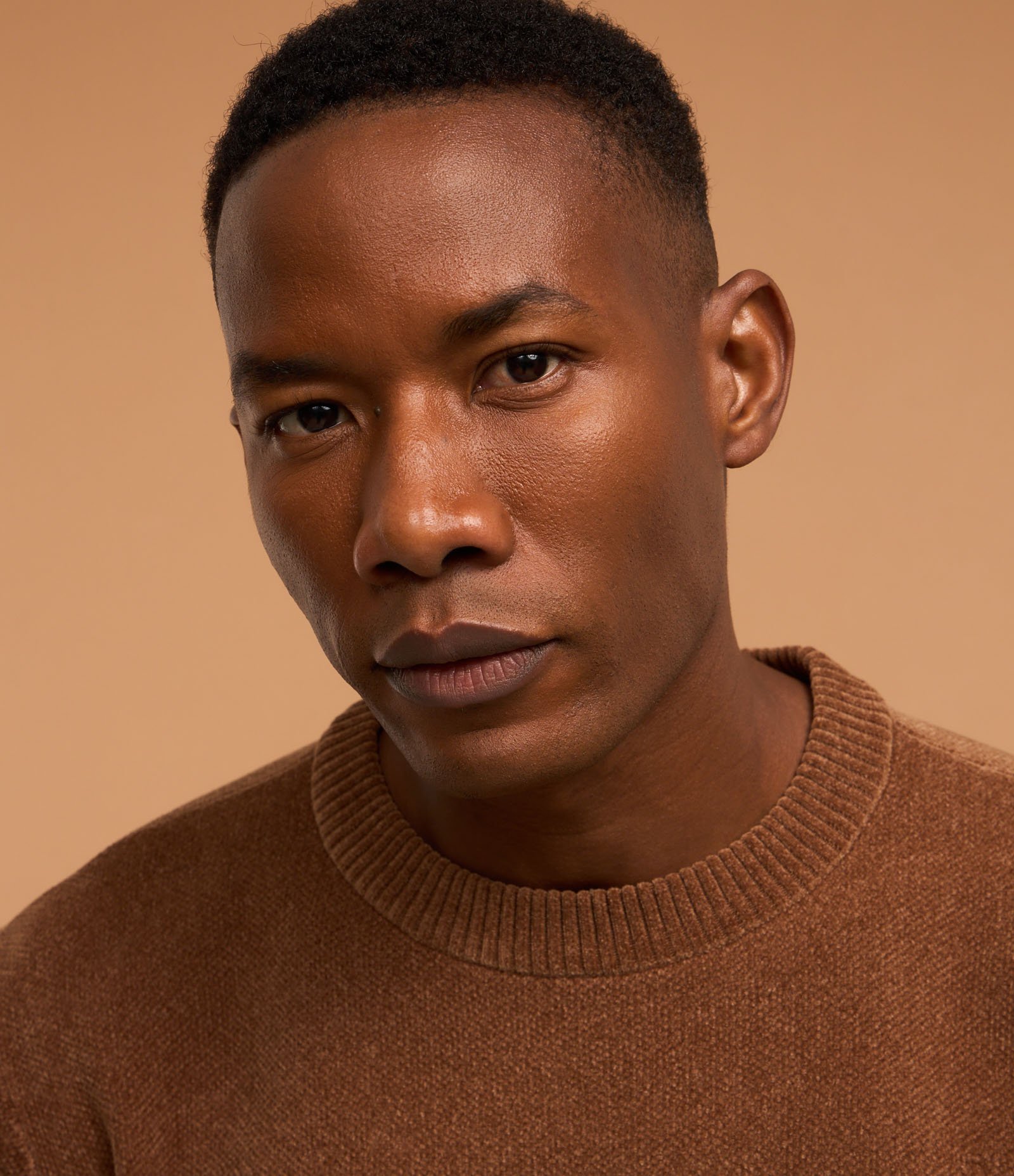 Suéter Básico em Fleece com Felpa Texturizado Marrom 6