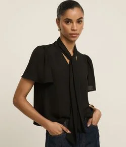 Blusa em Chiffon com Gola Laço e Manga Bufante
