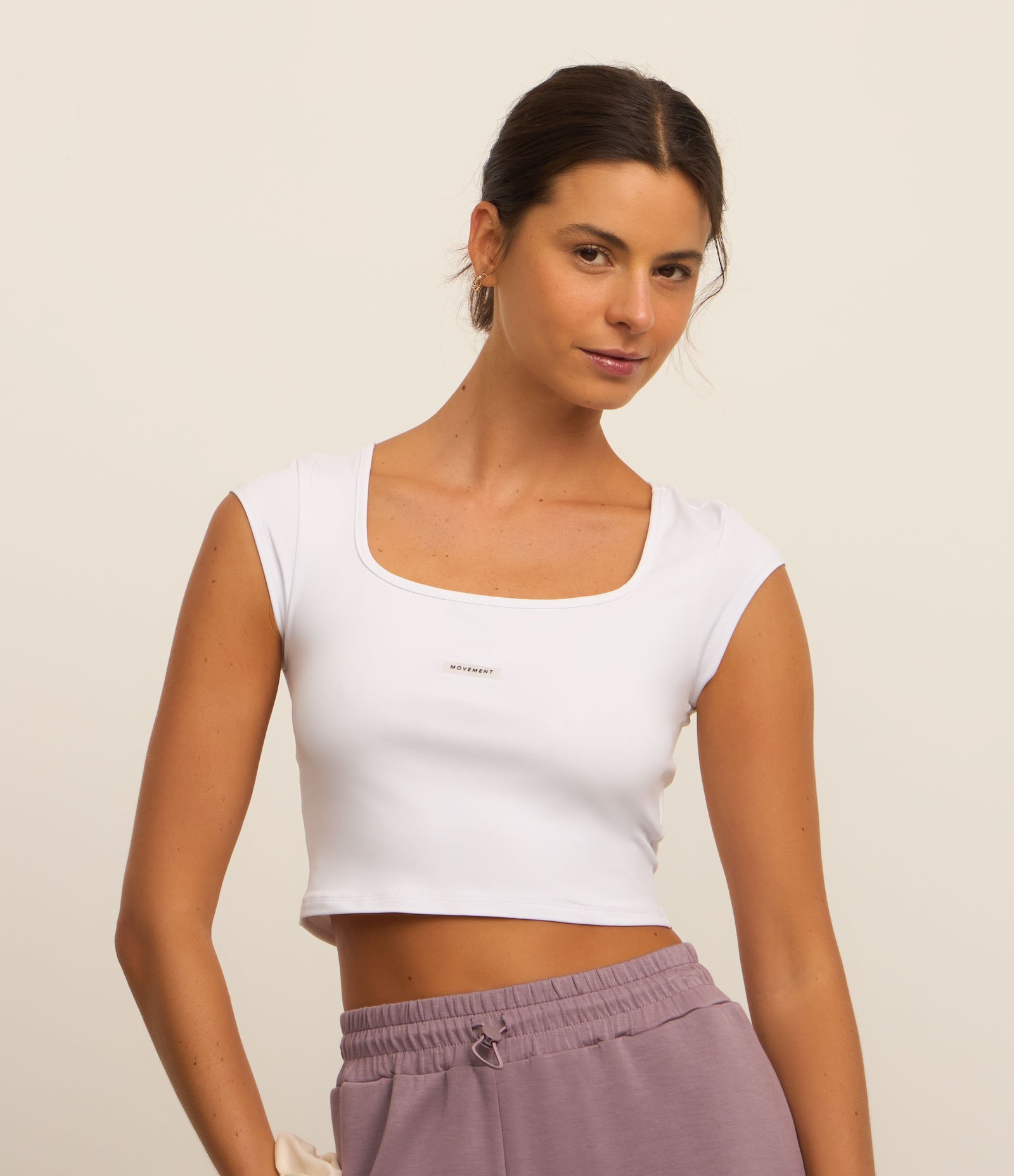 Camiseta Esportiva Super Cropped em Microfibra Leve Branco 1