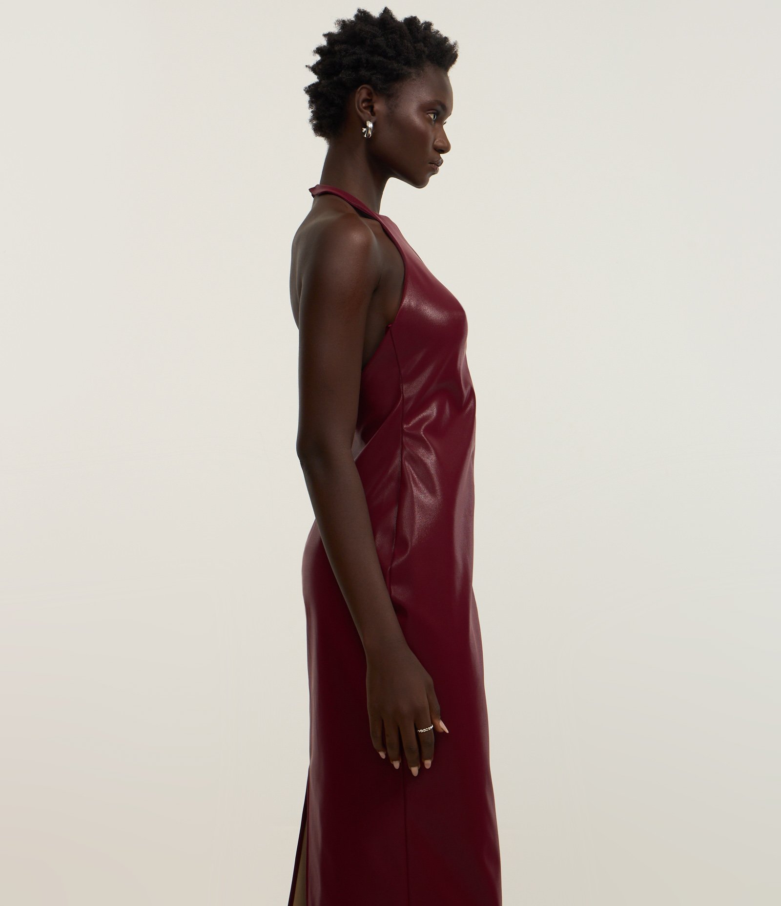Vestido New Midi em Pu Frente única com Fenda Vermelho 3