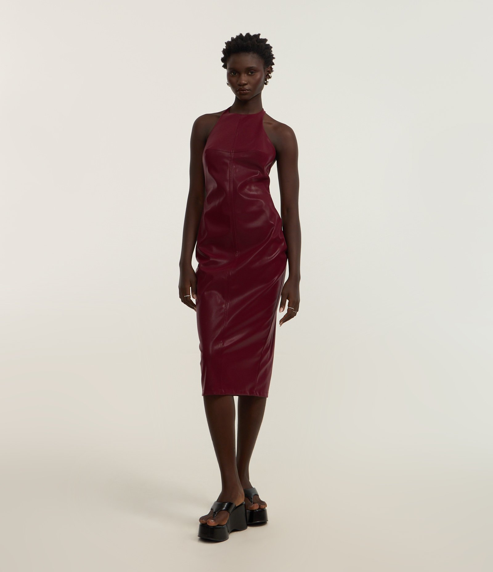 Vestido New Midi em Pu Frente única com Fenda Vermelho 6