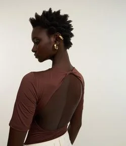 Body em Microfibra com Torcido na Gola e Decote nas Costas