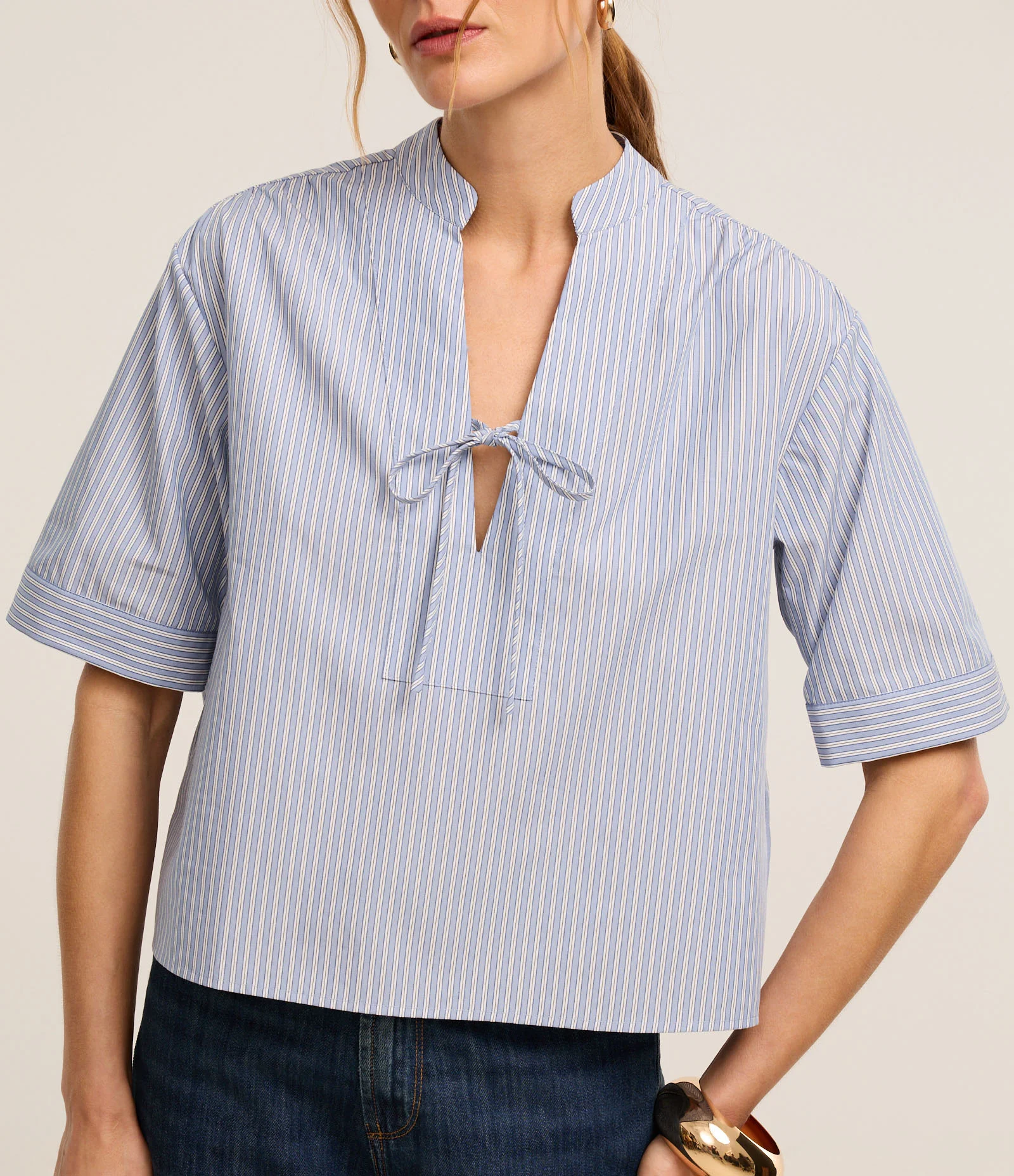 Blusa Listrada em Tricoline com Gola Padre Azul 4